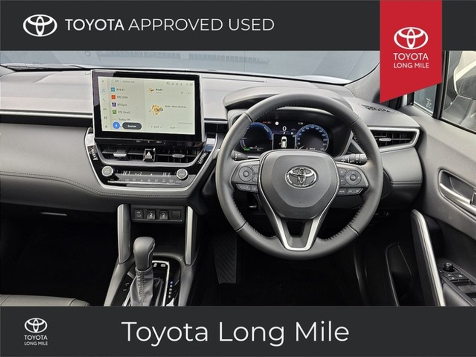 2024 Toyota Corolla Cross - image 9