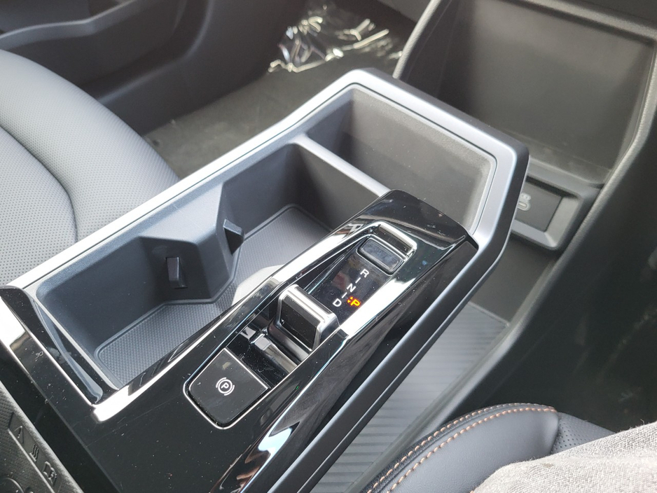 2026 KGM TORRES EVX - image 29