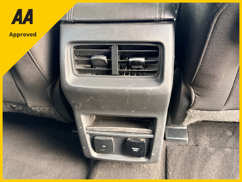 2019 Ford Galaxy - image 26