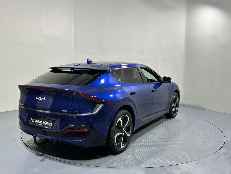 2023 Kia EV6 - image 7