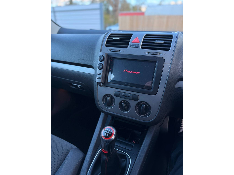 2008 Volkswagen Golf - image 43