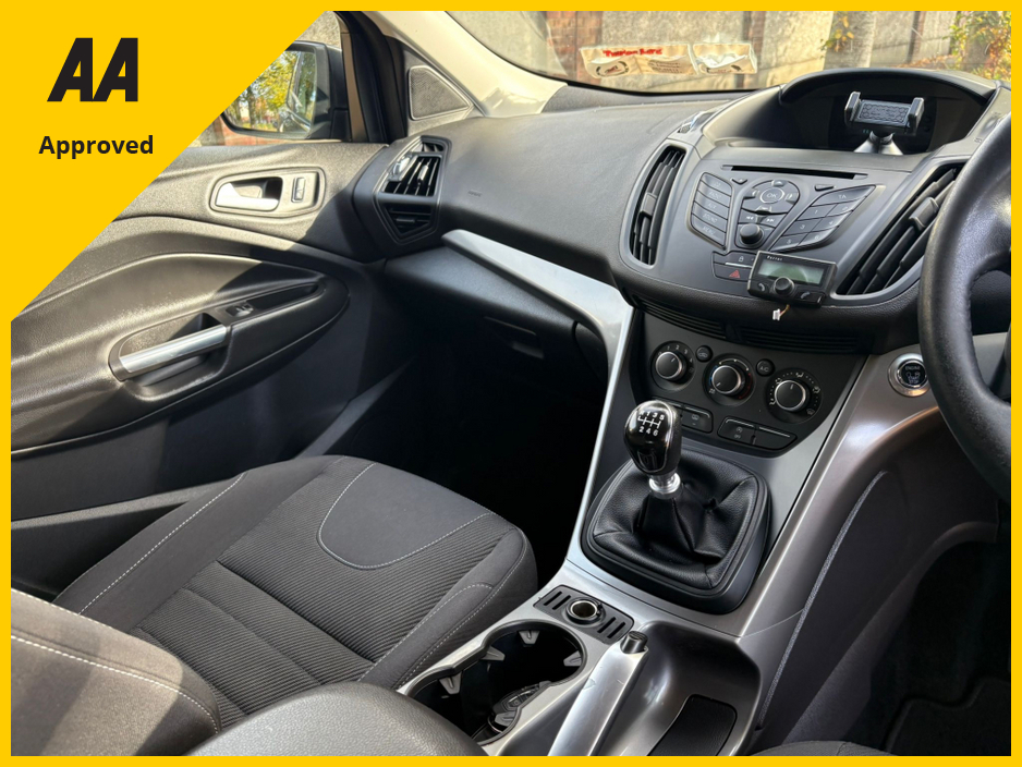 2016 Ford Kuga - image 11