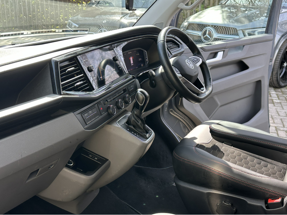 2024 Volkswagen Transporter - image 20