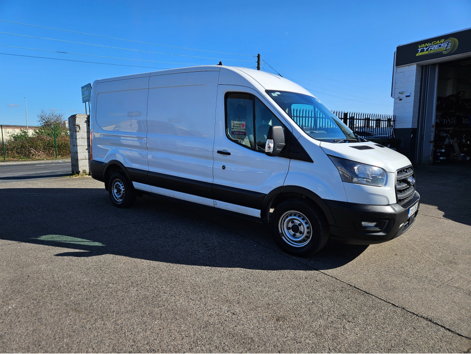 2021 Ford Transit - image 2