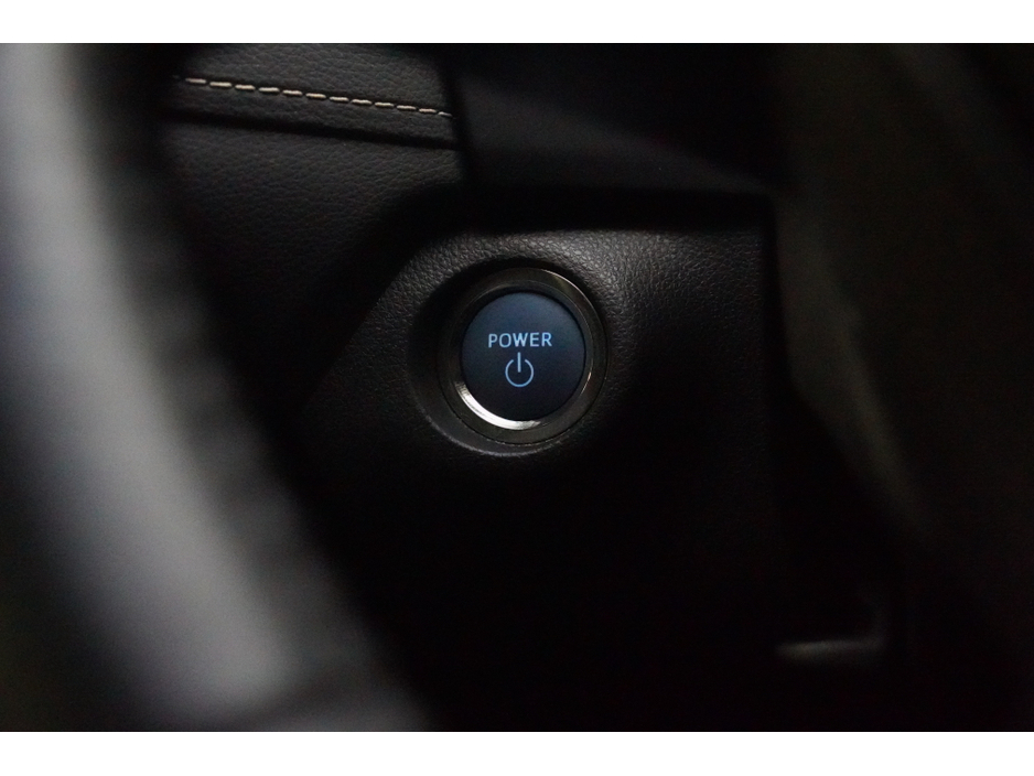 2022 Toyota Rav4 - image 18