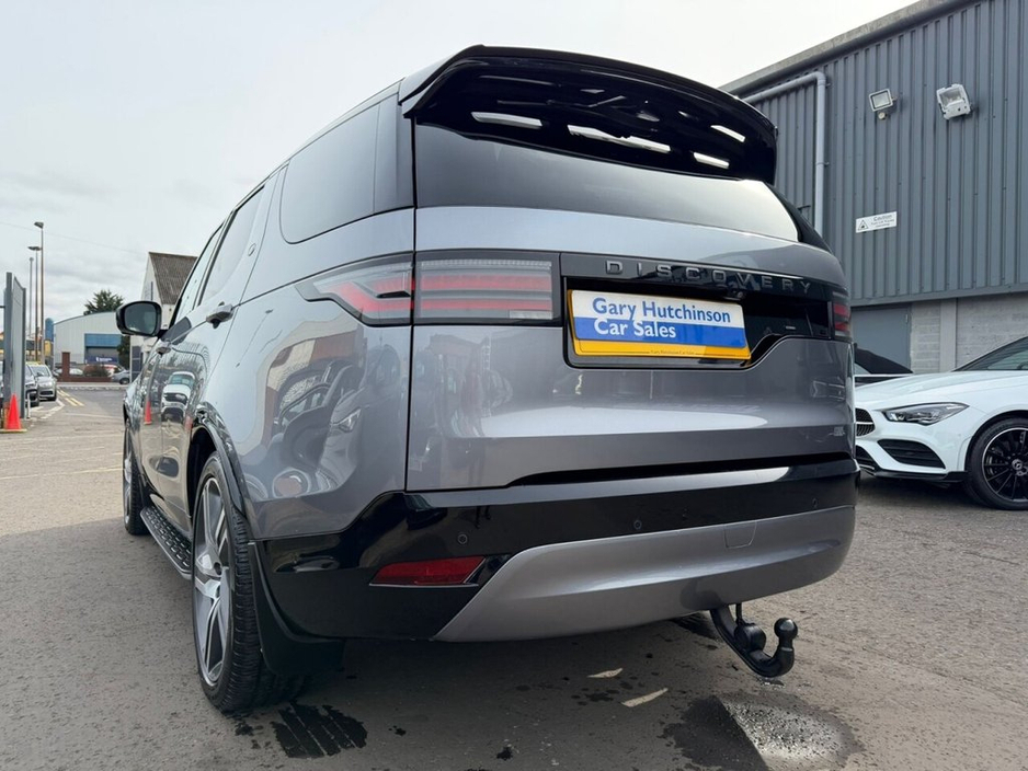 2021 Land Rover Discovery - image 28