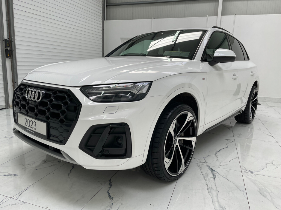 2023 Audi Q5 - image 7