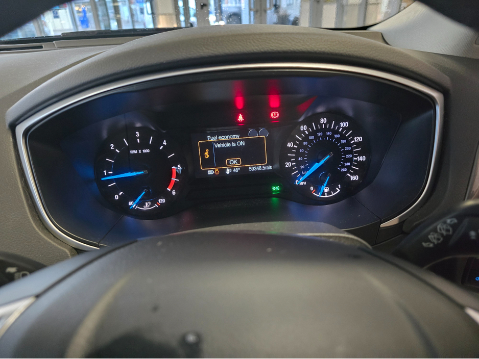 2020 Ford Mondeo - image 11