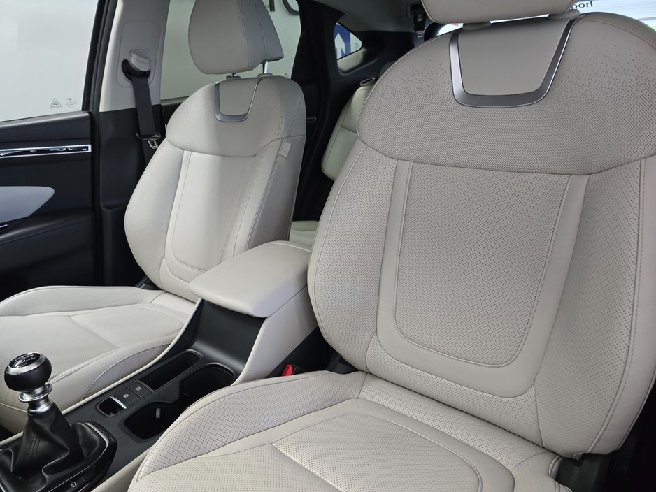 2023 Hyundai Tucson - image 9