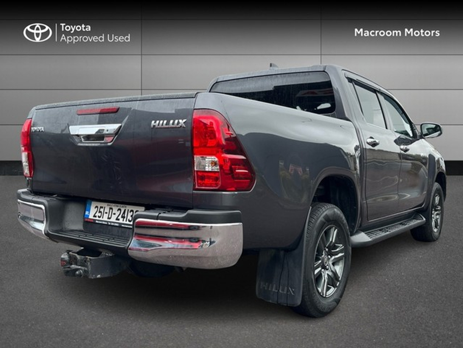 2025 Toyota Hilux FRESH SELECTION OF TRADE-INS HILUX 2.8 SR5 DOUBLE CAB €48,000