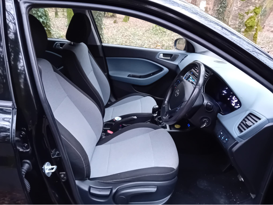 2016 Hyundai i20 1.2i DELUXE 1 OWNER ONLY 93 KLMS @ REDDY2DRIVE LTD €10,995