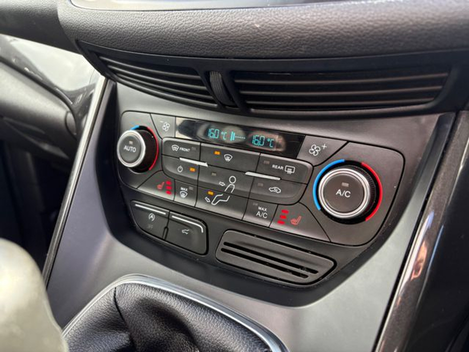 2018 Ford Kuga - image 22