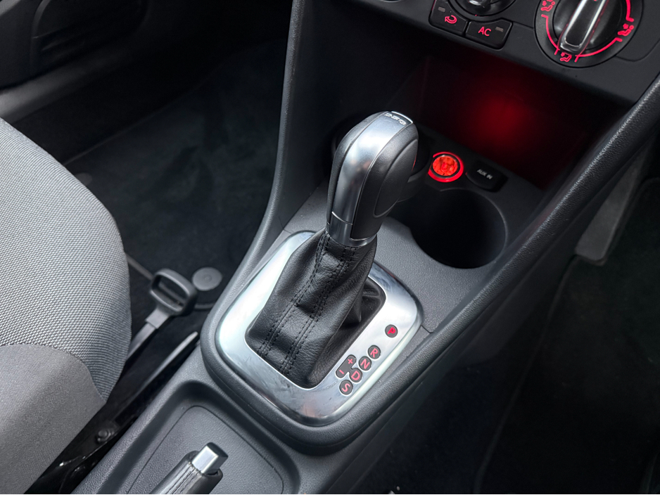 2014 Volkswagen Polo 1.2tsi Automatic, Only 10,000kms! New Nct 11/2026, Apple Car Play, Android Auto, Reversing Camera, A/C, Ideal Starter Car, Cheap Tax & Insurance, €11,950