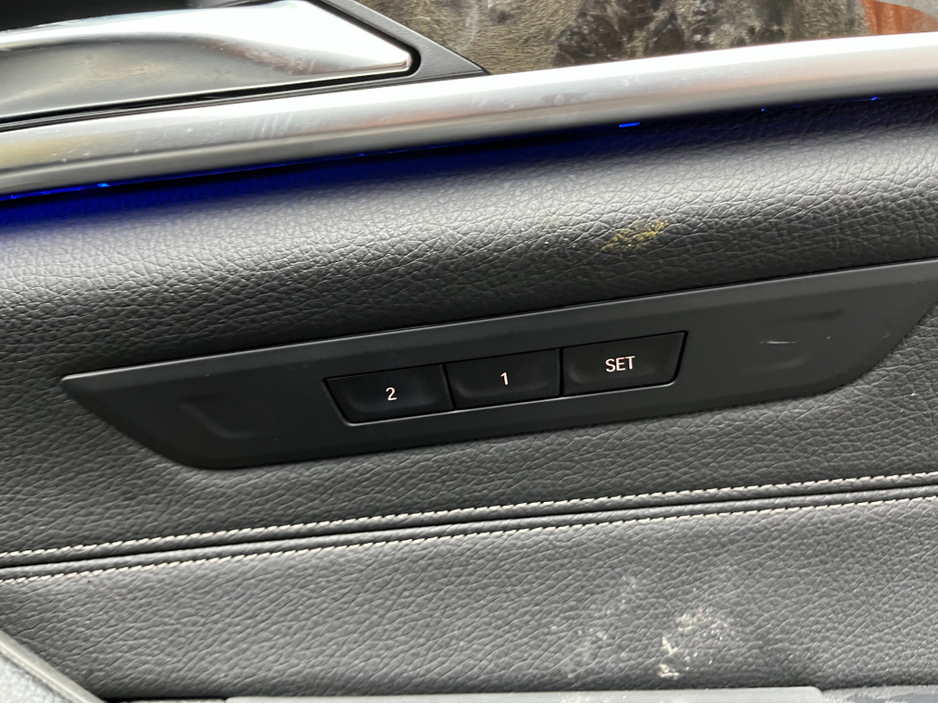 2018 BMW 5 Series €23950! 2018 BMW 530E IPERFORMANCE LUXURY 2.0 AUTOMATIC / CRUISE CONTROL / REVERSE CAMERA / ELECTRIC MEMORY & HEATED SEATS / HEATED REAR SEATS / AMBIENT LIGHTS €23,950