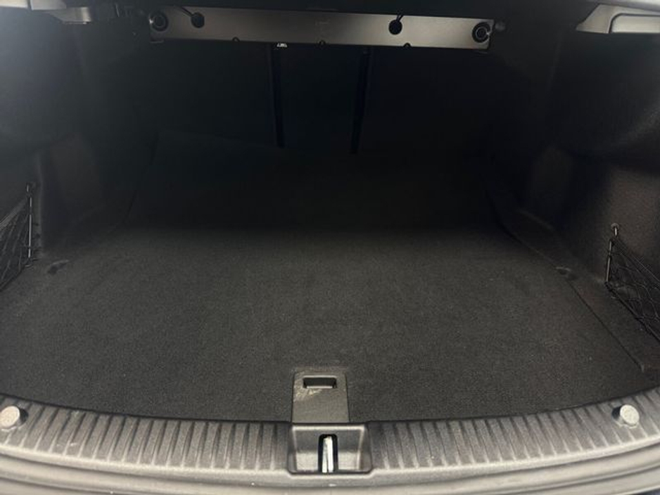 2019 Mercedes-Benz C Class - image 18