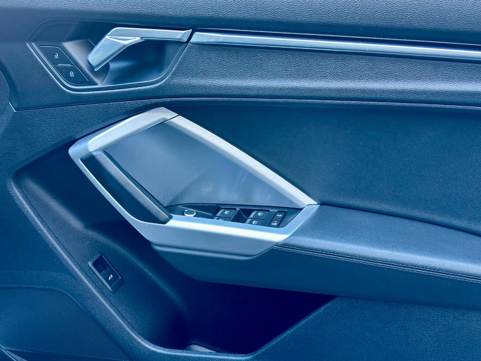 2019 Audi Q3 - image 21