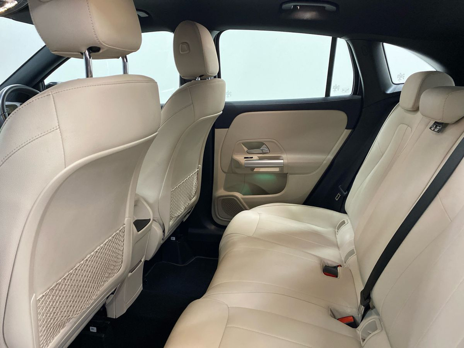 2023 Mercedes-Benz GLA Class - image 13