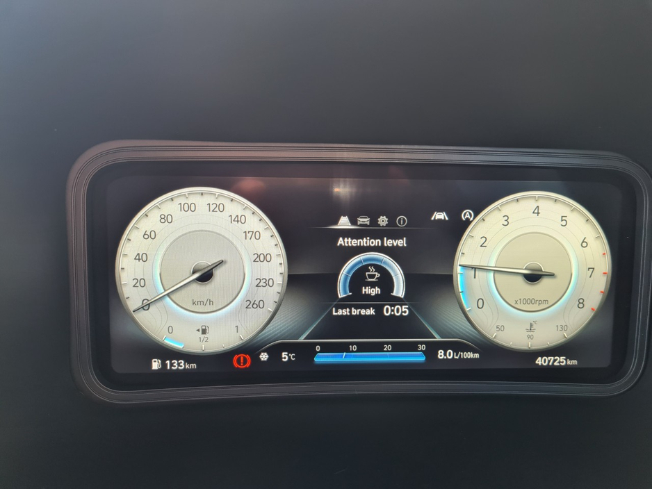 2022 Hyundai Kona - image 13