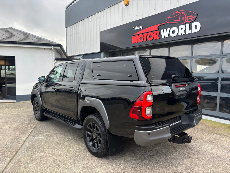 2023 Toyota Hilux INVINCIB X D-4D 4WD INVINCIBLE DCB €44,900