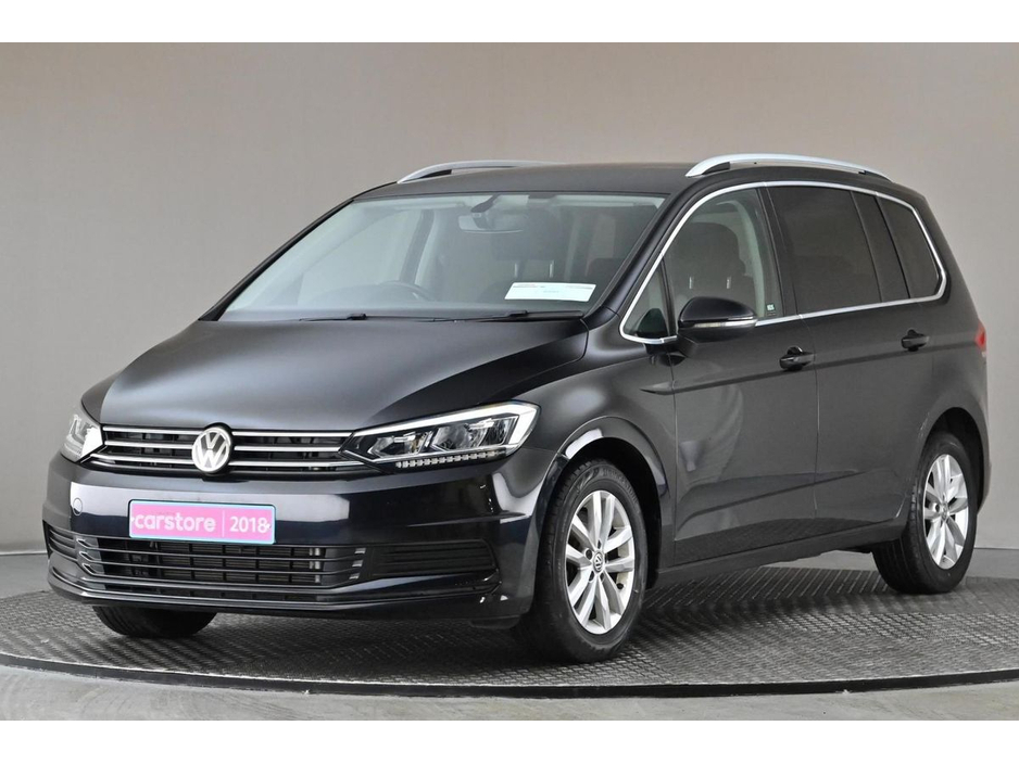 2018 Volkswagen Touran - image 3