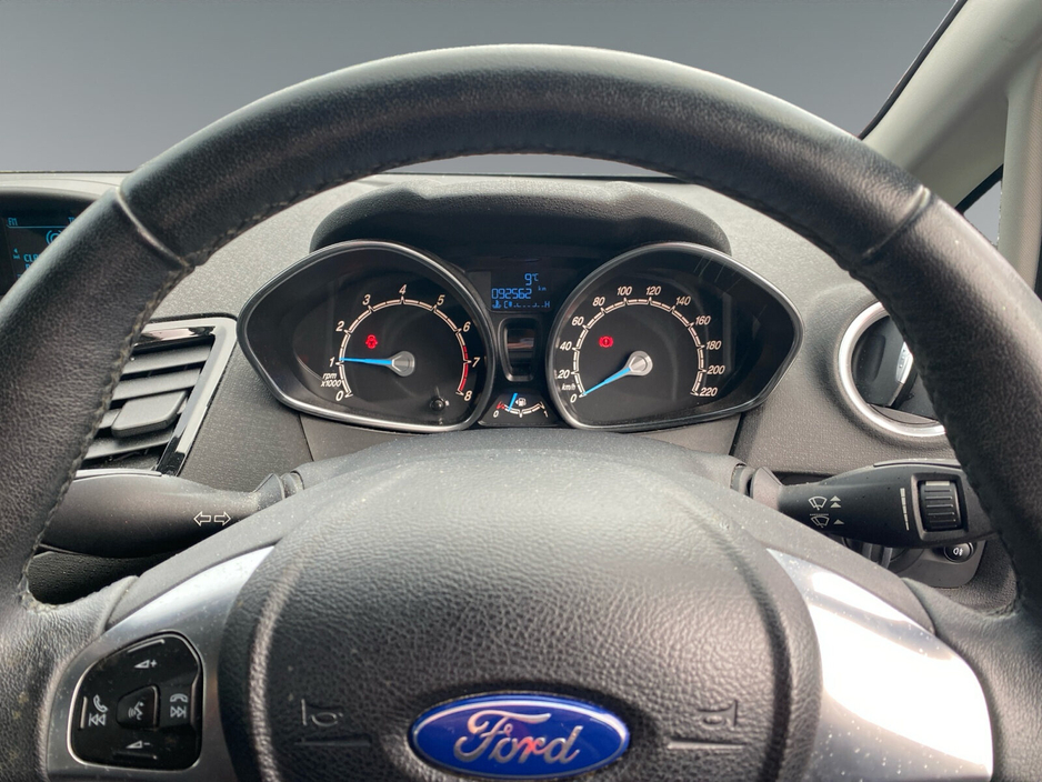 2015 Ford Fiesta 1.25 60PS Titanium €9,995