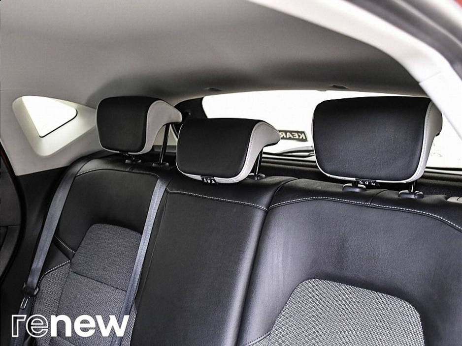 2020 Renault Captur - image 19