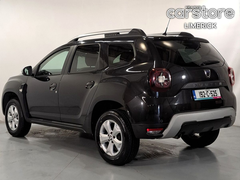 2019 Dacia Duster - image 5