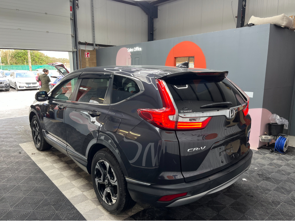 2019 Honda CR-V - image 4
