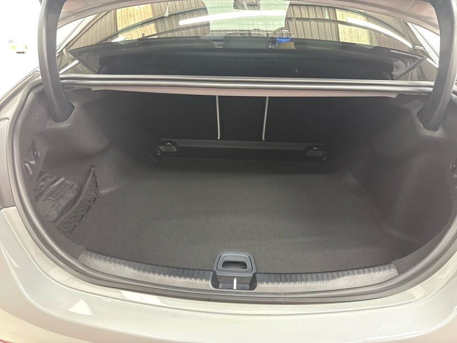 2026 Mercedes-Benz C Class - image 21