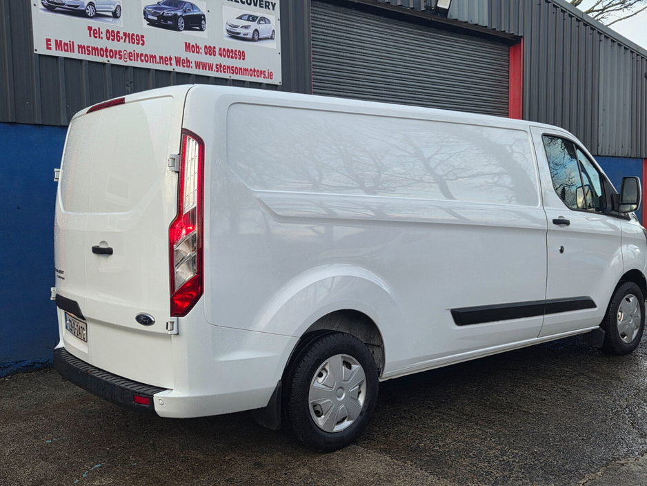 2023 Ford Transit Custom  €21,995