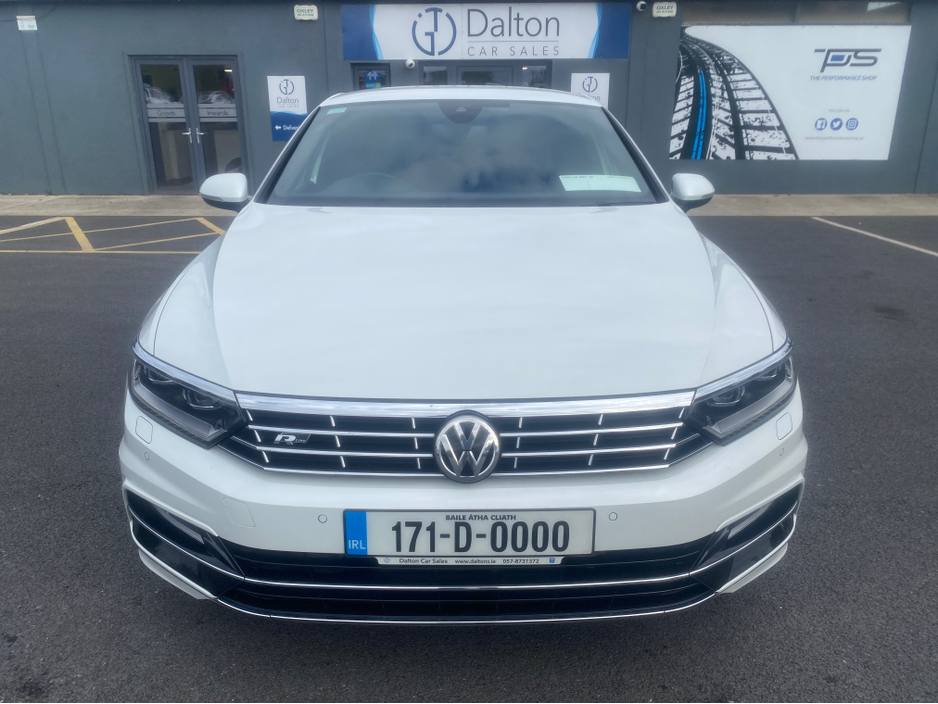 2017 Volkswagen Passat R-LINE PASSAT 2.0 TSI 2017 €19,995