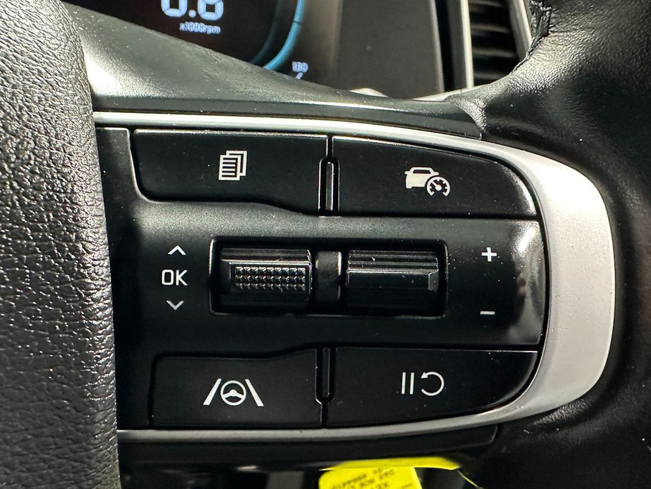 2023 Kia Sportage - image 17