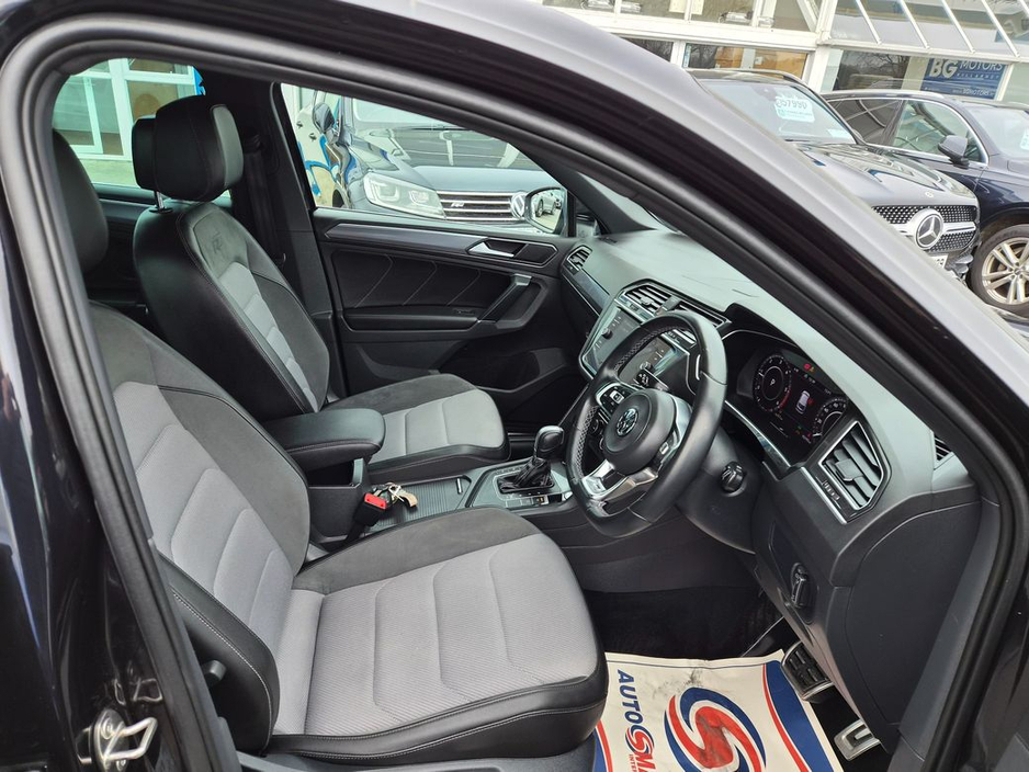 2018 Volkswagen Tiguan - image 11