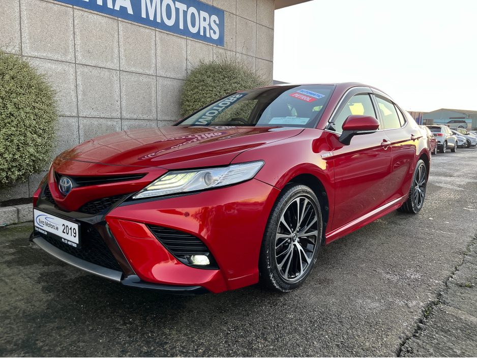 2019 Toyota Camry WS AUTOMATIC HYBRID 2.5 PETROL //HIGH SPEC//FULL LEATHER HEATED SEATS//HEAD UP DISPLAY//KEYLESS ENTRY// €26,950