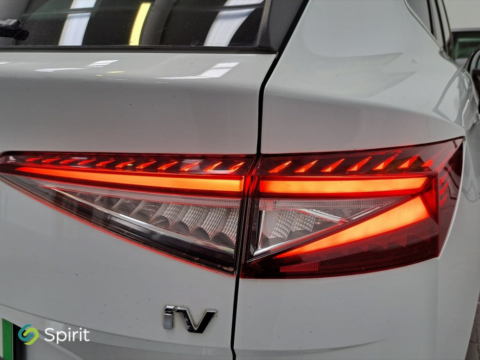 2022 Skoda Enyaq - image 22