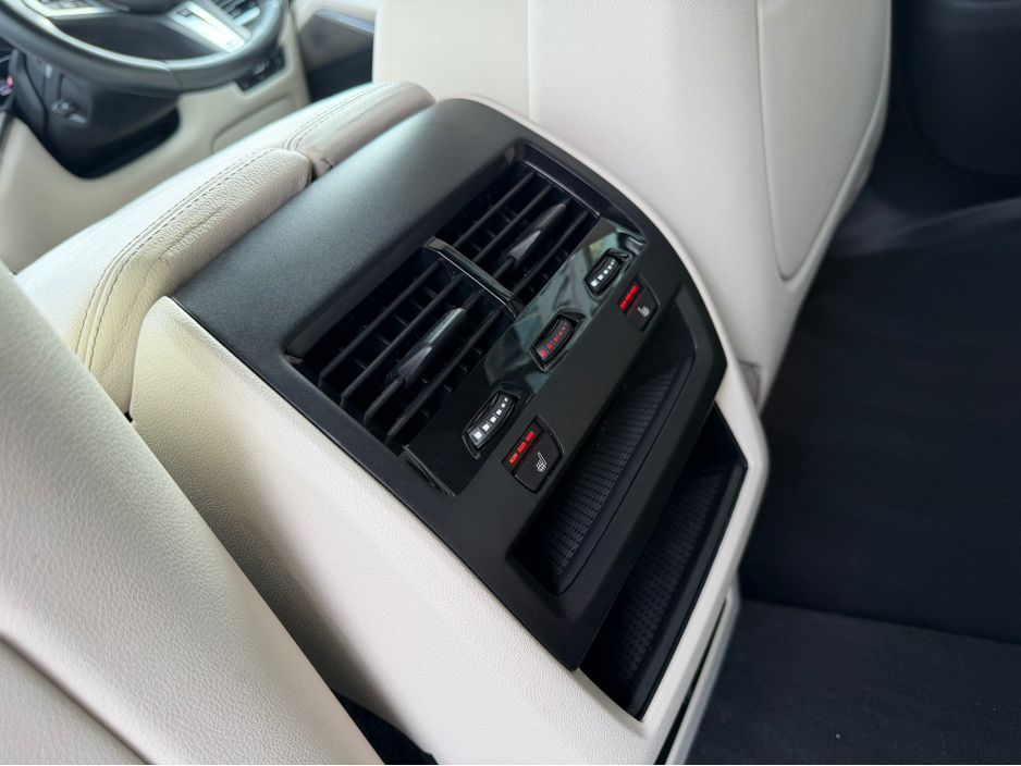 2022 BMW X5 - image 17