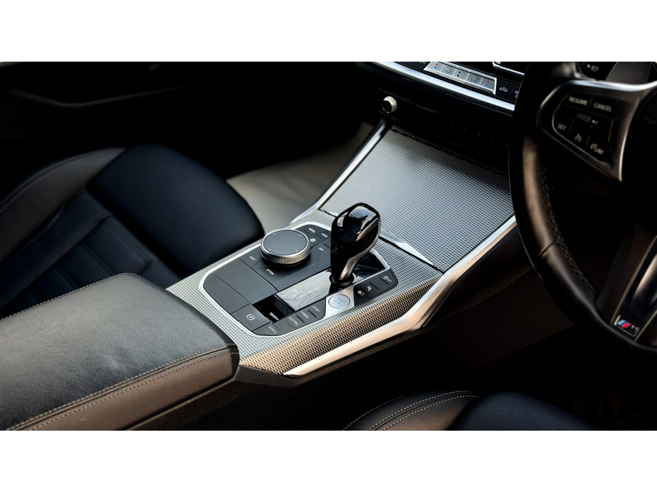 2020 BMW 3 Series 2020 (202)  BMW 330e M-SPORT  290BH €24,999