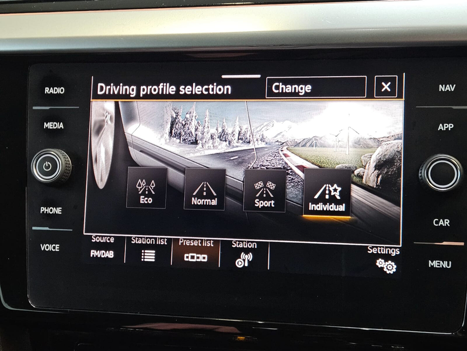 2021 Volkswagen Arteon - image 14