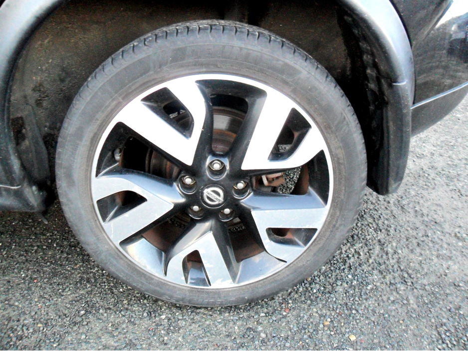 2013 Nissan Juke - image 20