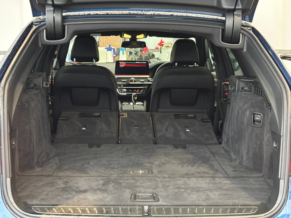 2022 BMW 5 Series 520d M Sport Pro Touring €44,995