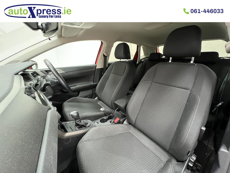 2018 Volkswagen Polo - image 12