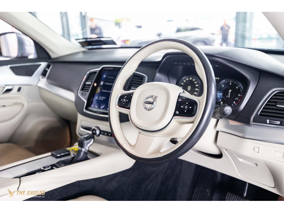 2019 Volvo XC90 - image 5