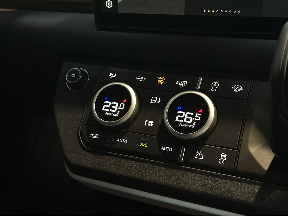 2025 Land Rover Defender - image 28