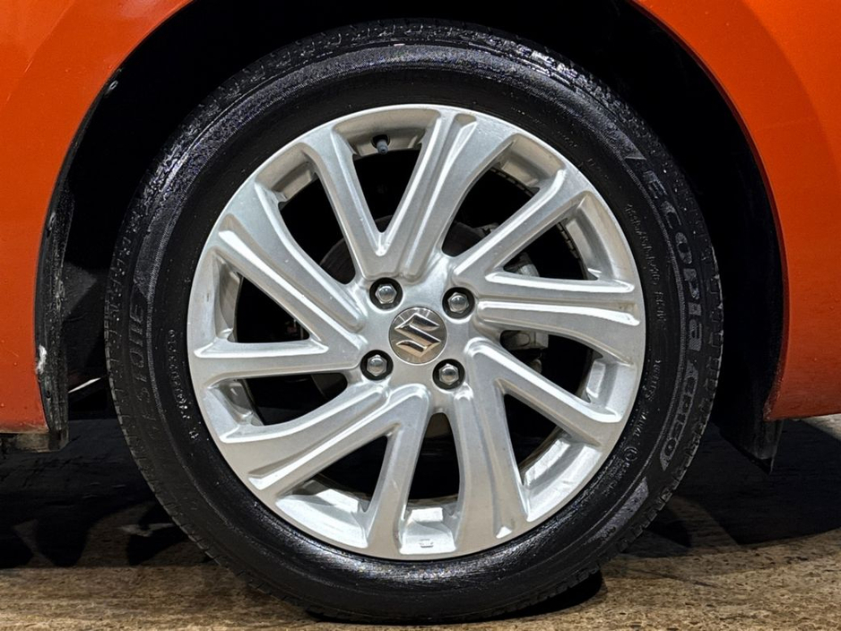 2021 Suzuki Swift - image 10