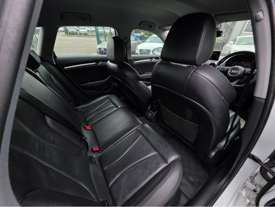 2018 Audi A3 1.4 FULL LEATHER SEATS / VIRTUAL COCKPIT - SMARTPHONE INTERFACE- SATNAV - VIRTUAL COCKPIT - NAVIGATION REVERSING CAMERA -BLIND SPOT - PARKING SENSORS- LEATHER €17,950