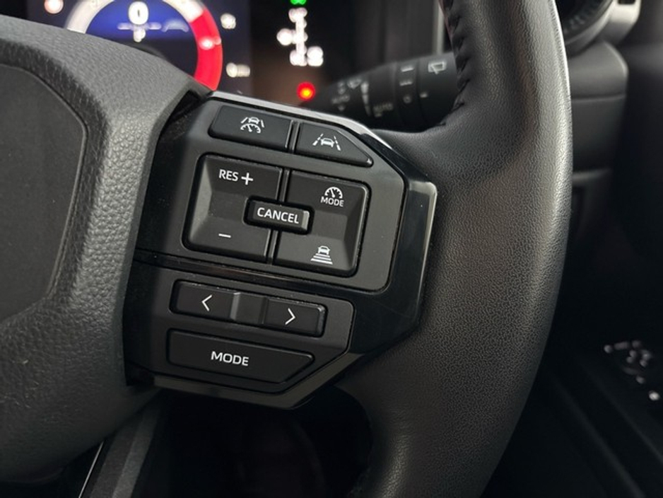 2025 Toyota Landcruiser - image 16