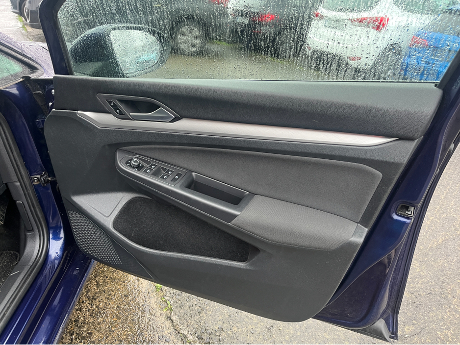 2021 Volkswagen Golf E-TSI AUTOMATIC 1.0 PETROL //HEAD UP DISPLAY//REVERSE CAMERA//KEYLESS ENTRY// €24,950