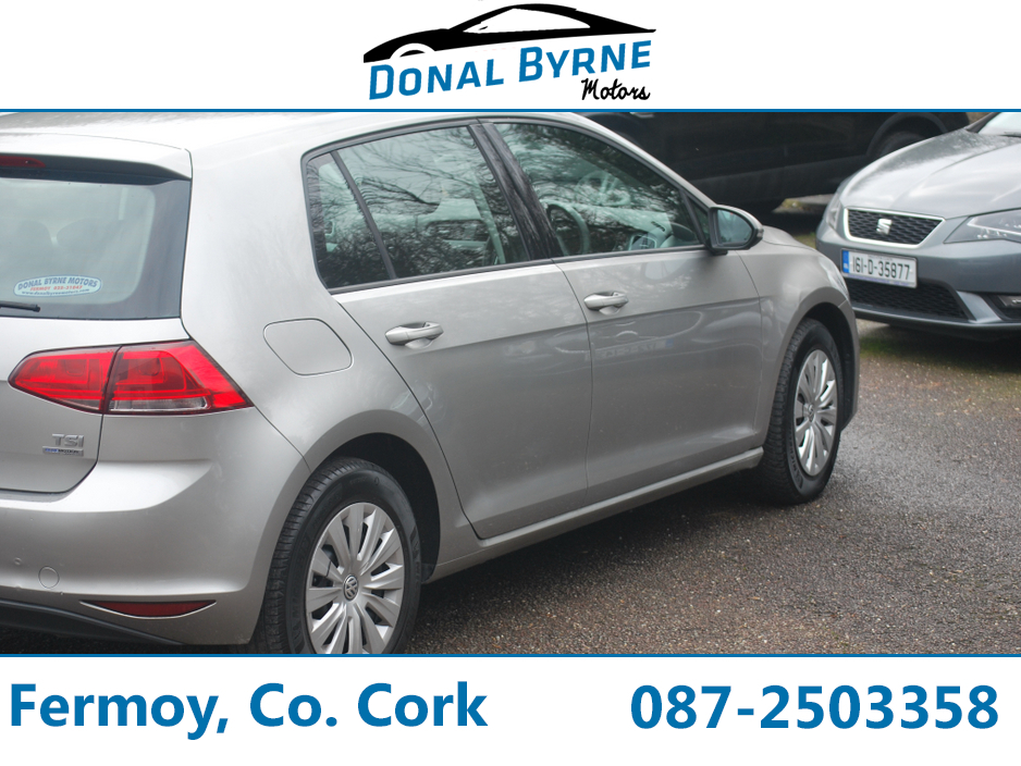 2014 Volkswagen Golf - image 8