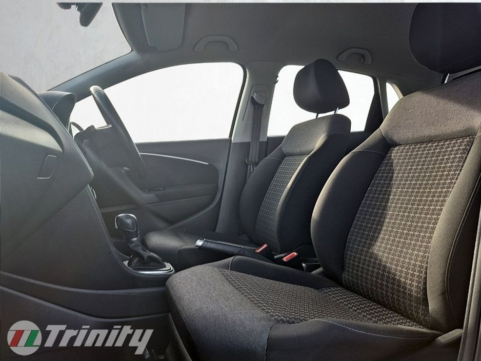 2016 Volkswagen Polo - image 16