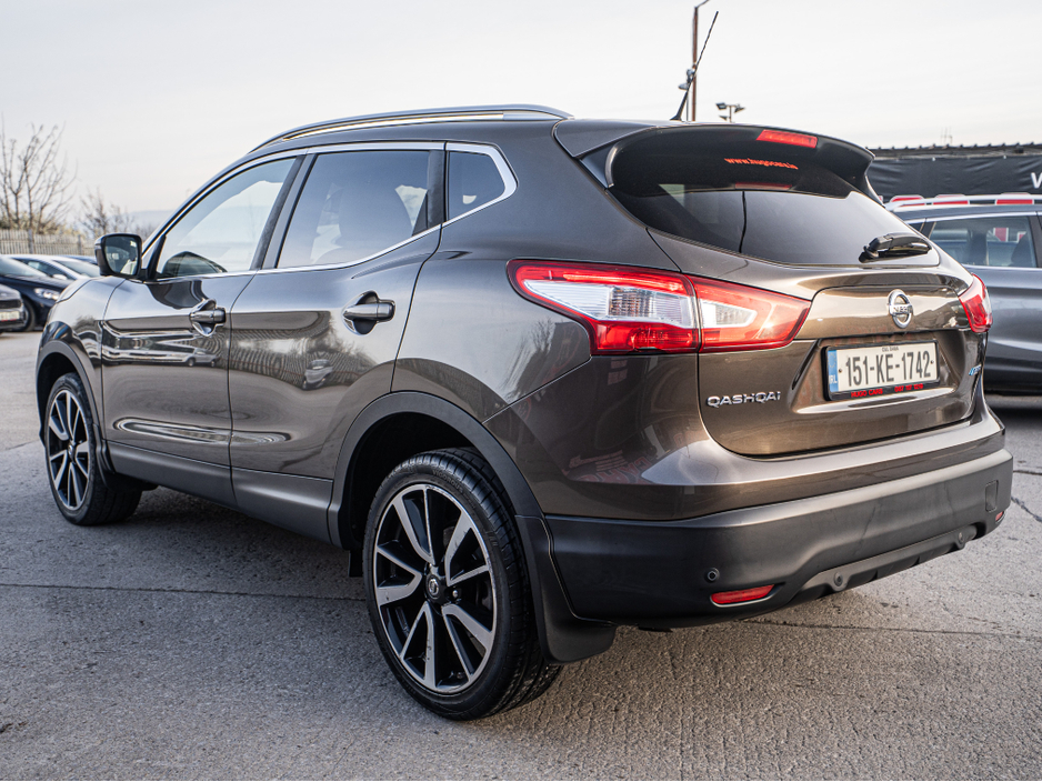 2015 Nissan Qashqai - image 15